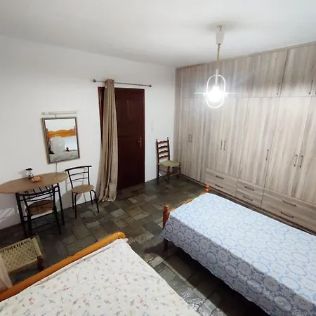 Traditional House At Mani בית נופש Flomochori