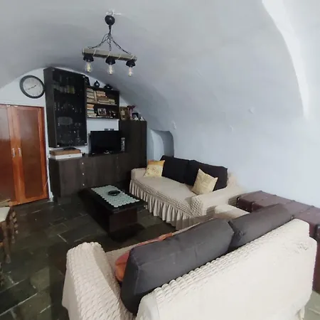 Traditional House At Mani Holiday home *