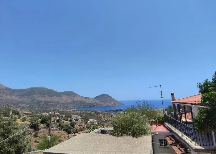 بيت للعطل Traditional House At Mani Flomochori